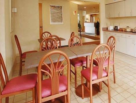 Rodeway Inn Willington North Экстерьер фото